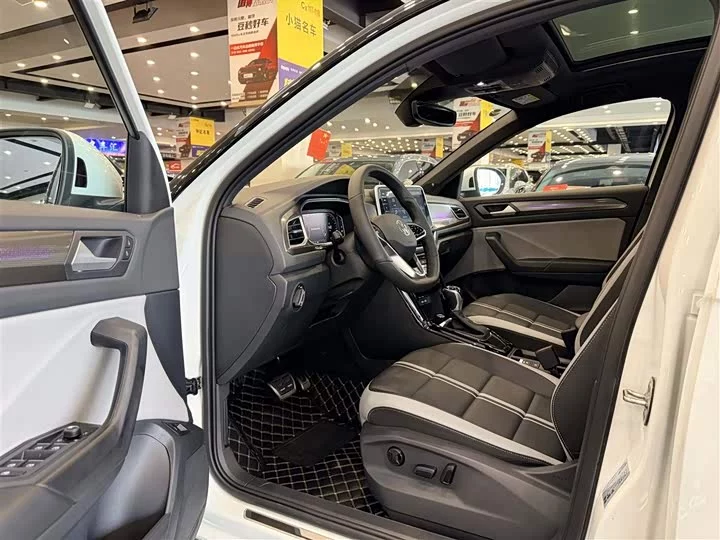 Volkswagen T-ROC Tange