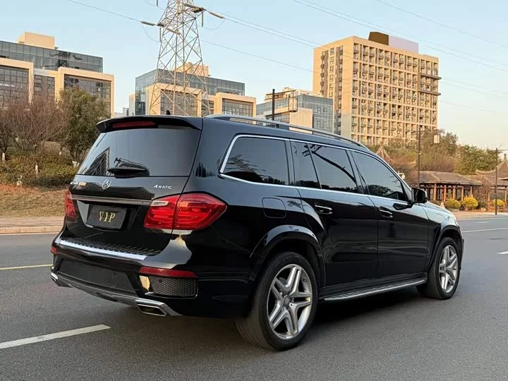 Mercedes-Benz GL-Class