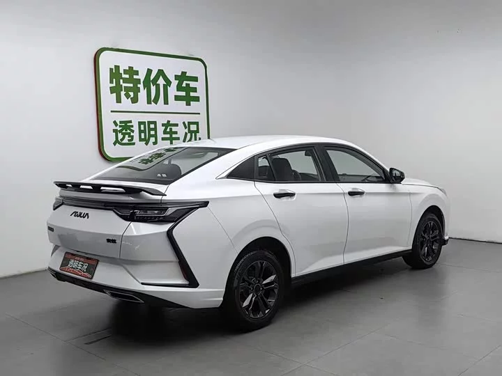 Dongfeng Yixuan