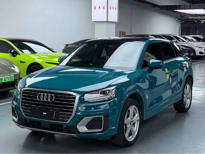 Audi Q2L