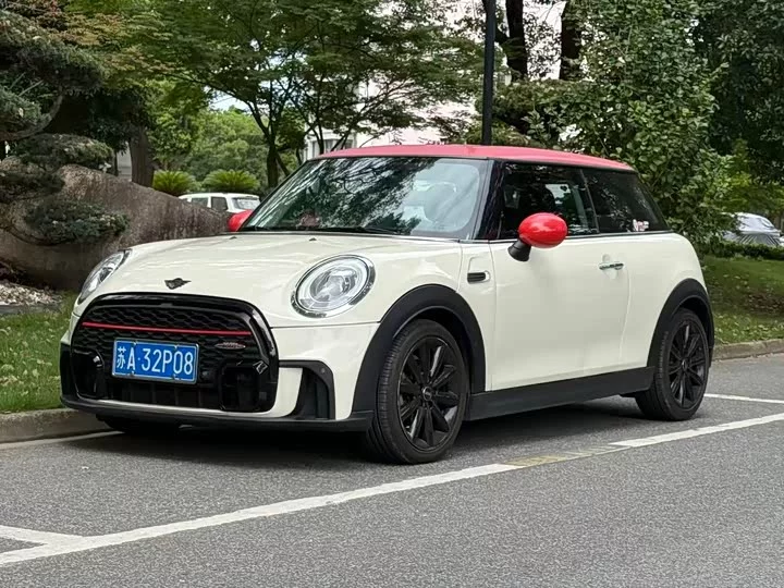 MINI 