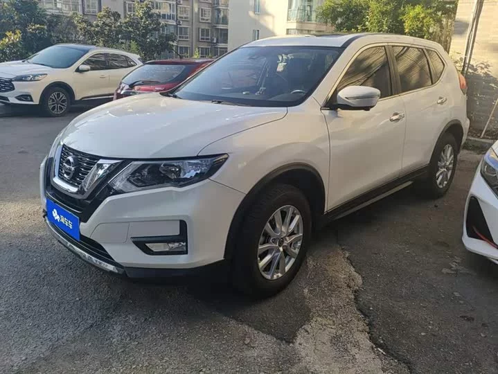 Nissan Qijun