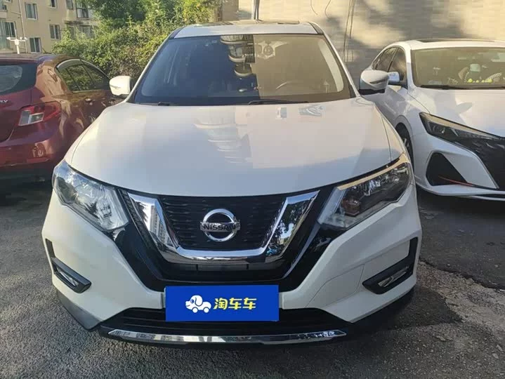 Nissan Qijun