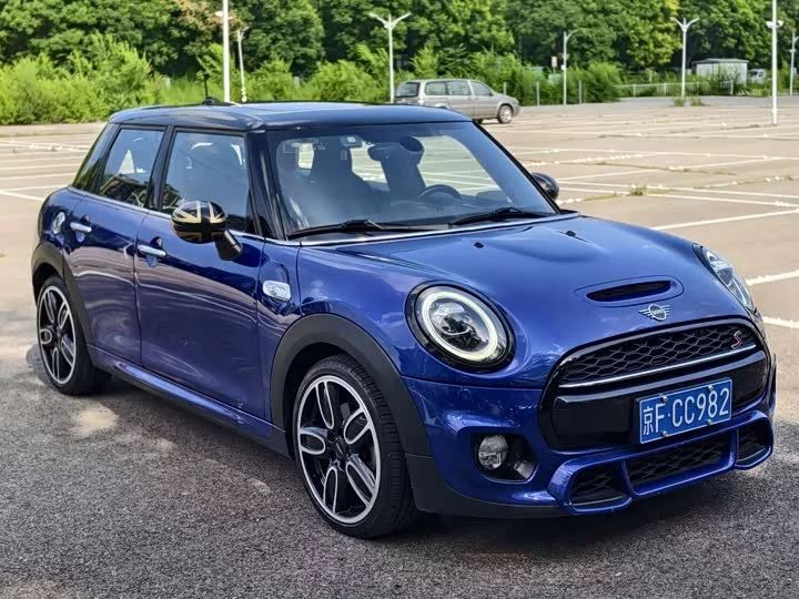 MINI 