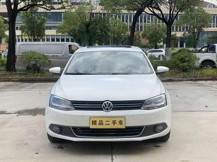 Volkswagen Sagitar