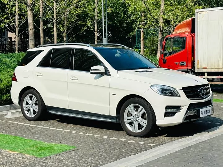 Mercedes-Benz M-Class
