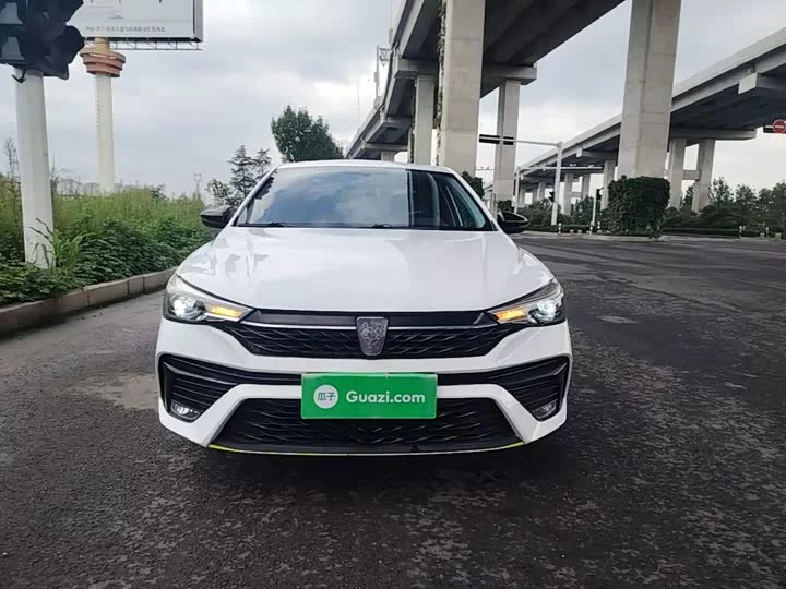 Roewe i5