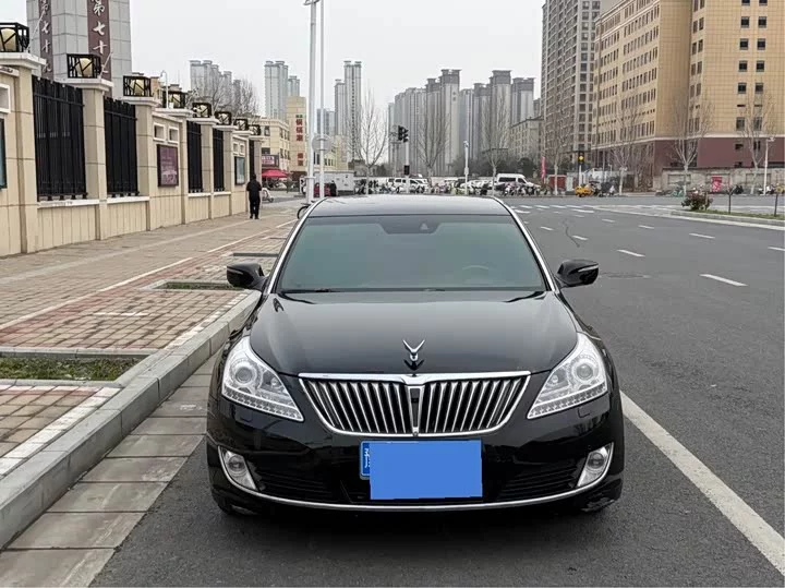 Hyundai Equus