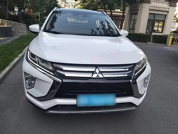 Mitsubishi Yi Ge