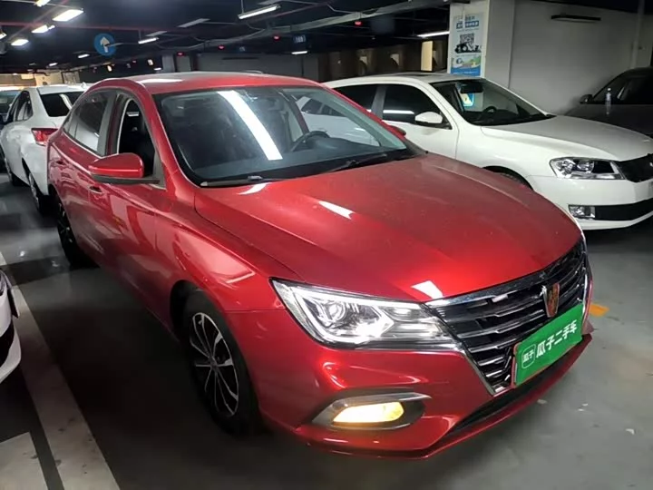 Roewe i5