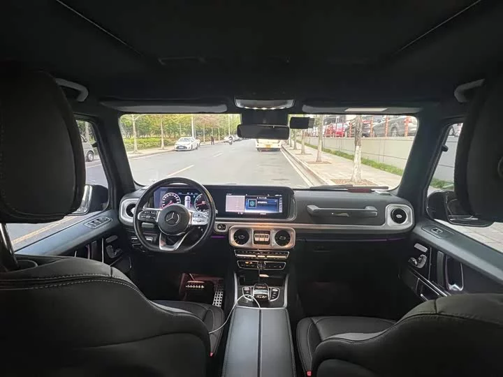 Mercedes-Benz G-rated