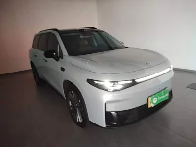 Leapmotor C16