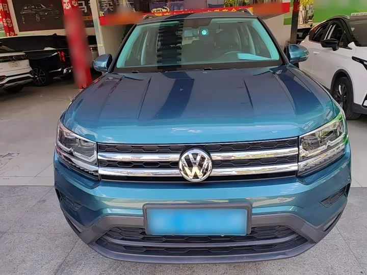 Volkswagen Tharu