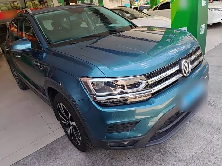 Volkswagen Tharu