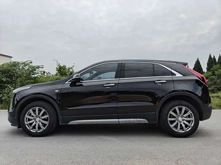 Cadillac XT4