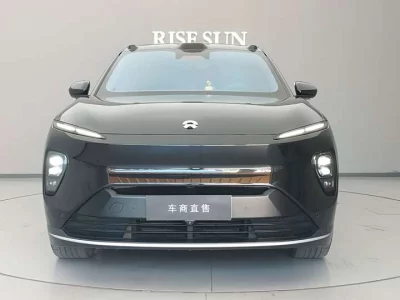 NIO ES8