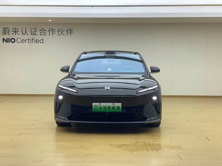 NIO ET5T