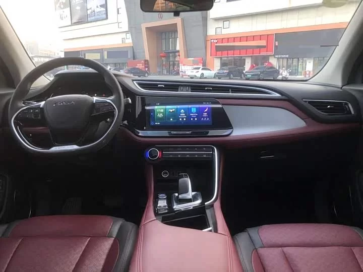 Dongfeng AX7