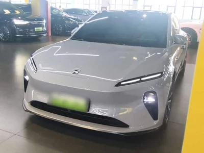 NIO ET5T