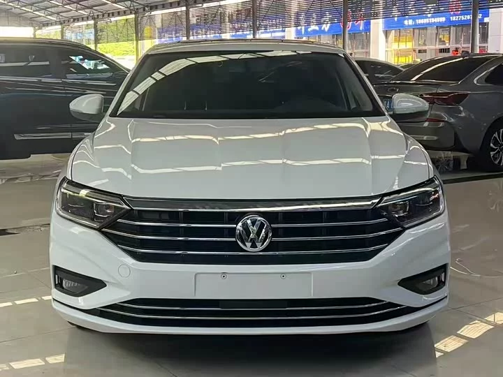 Volkswagen Sagitar