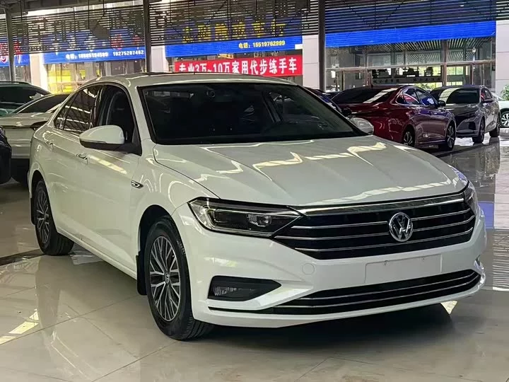 Volkswagen Sagitar