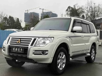 Mitsubishi Pajero, 2019 — купить с доставкой из Китая