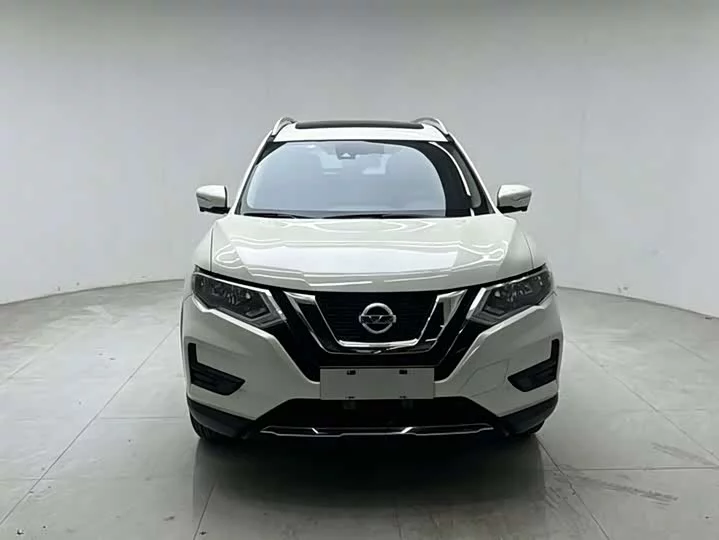 Nissan Qijun