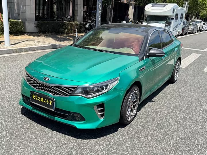 kia K5