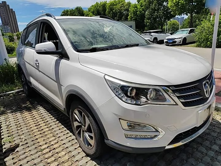 Baojun 560
