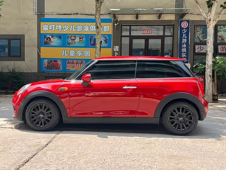 MINI 