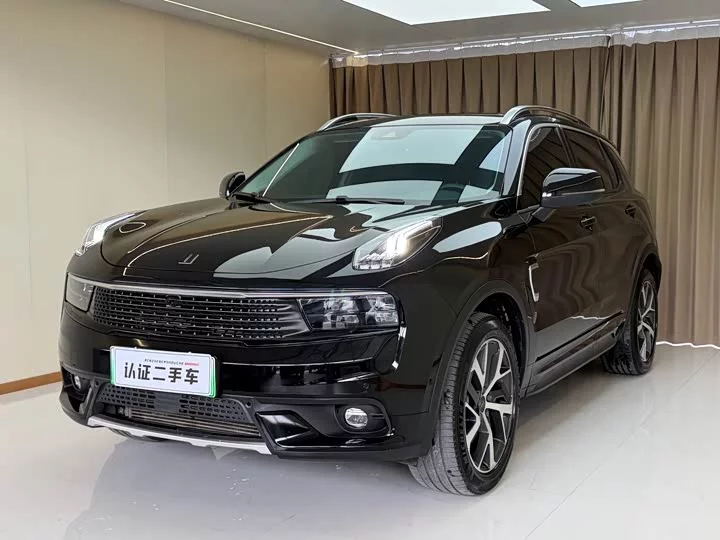Lynk & Co 01 EM-P