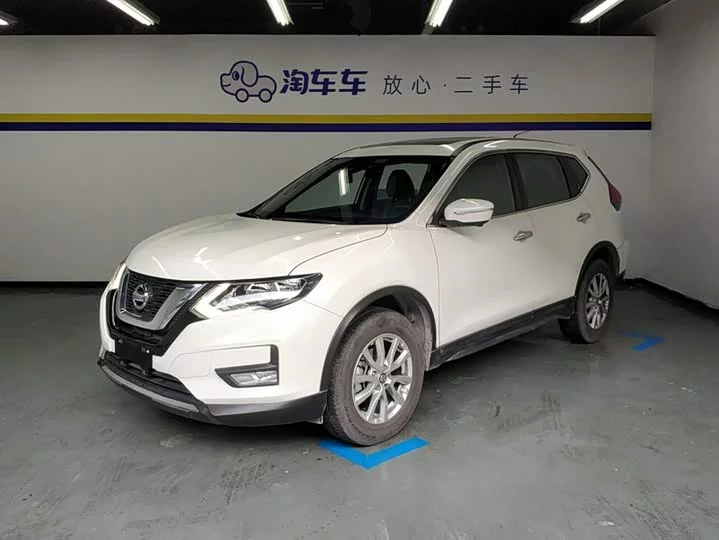 Nissan Qijun