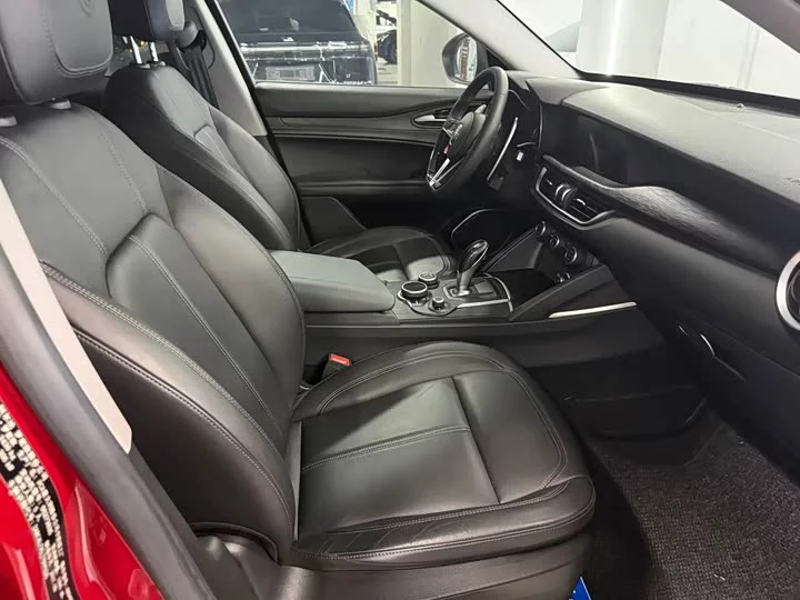 alfa romeo Stelvio