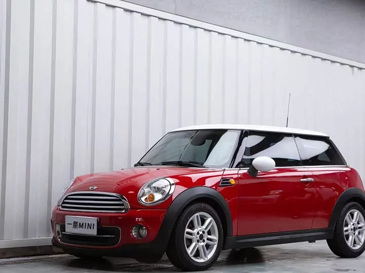 MINI 