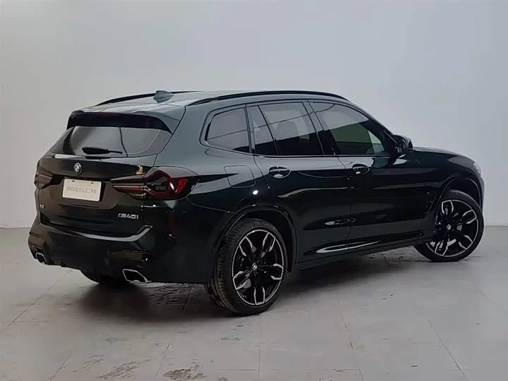 BMW X3 M40i
