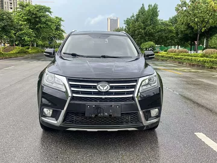 BAIC S6