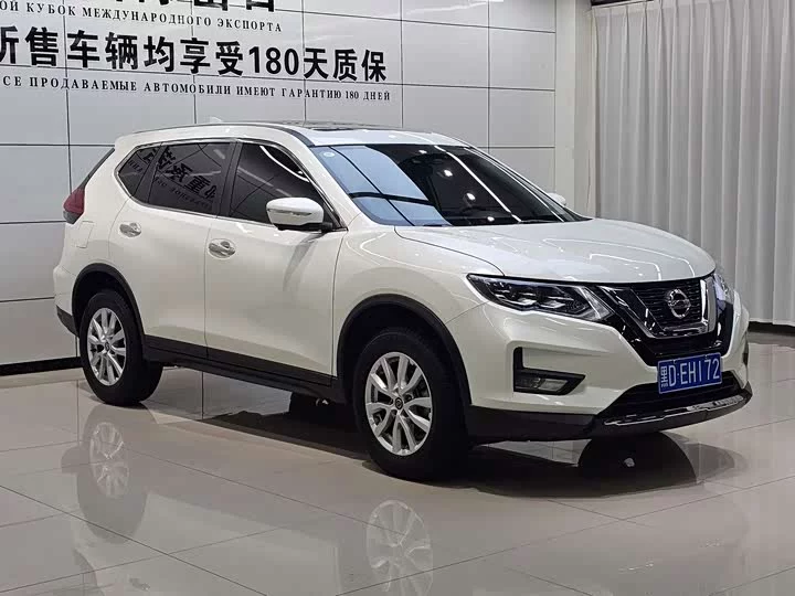 Nissan Qijun