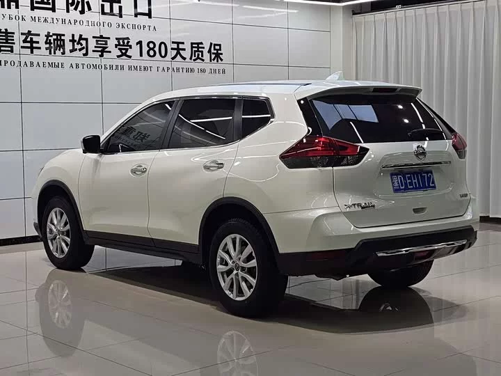 Nissan Qijun