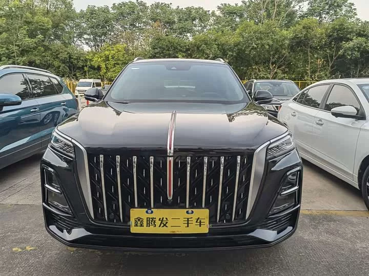 Hongqi HS5