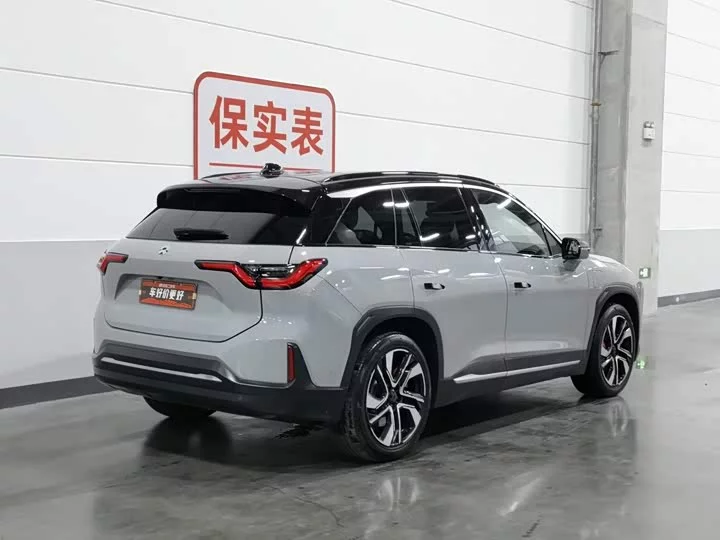NIO ES6