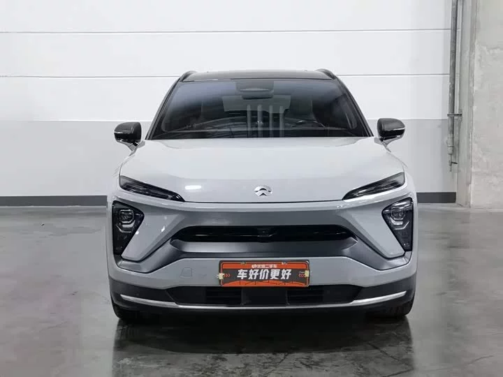 NIO ES6