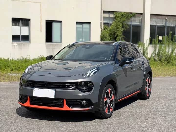 Lynk & Co 02