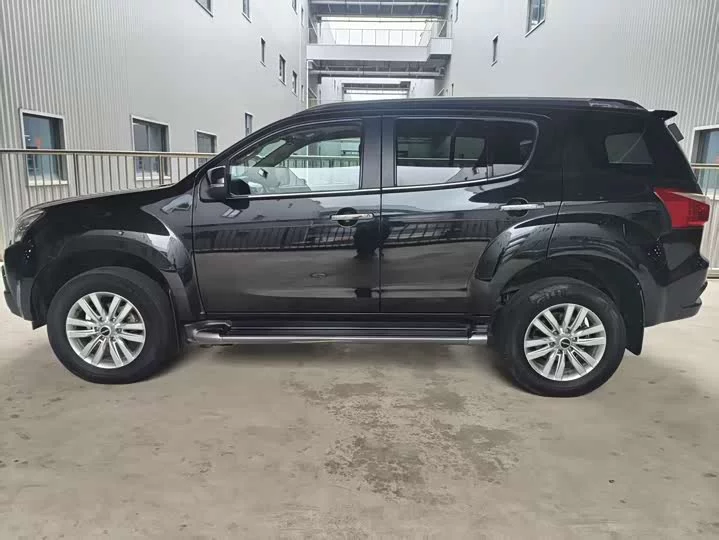 Isuzu mu-X Shepherd