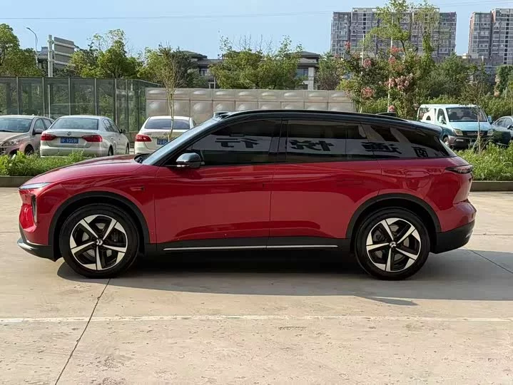 NIO ES6