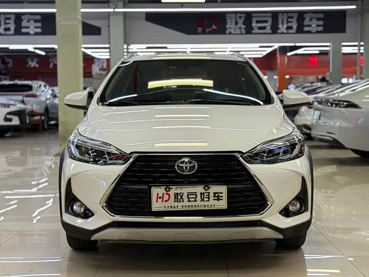 Toyota Yaris L