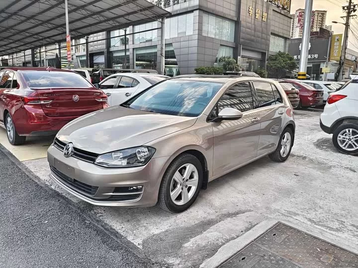 Volkswagen golf