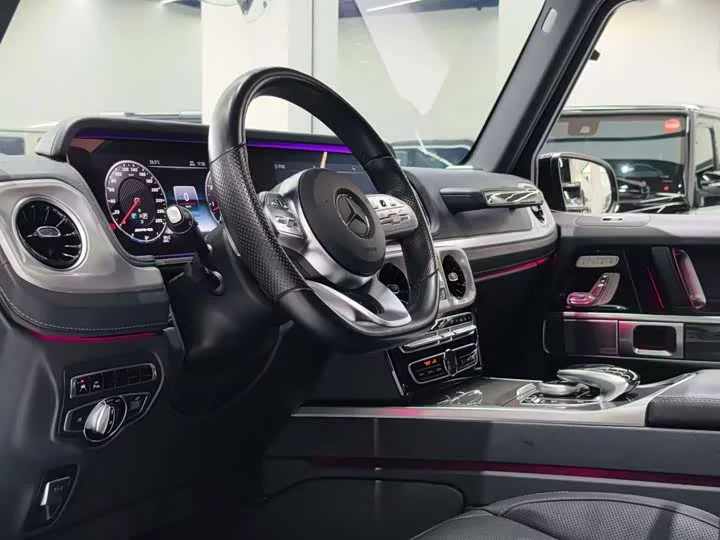 Mercedes-Benz G-rated
