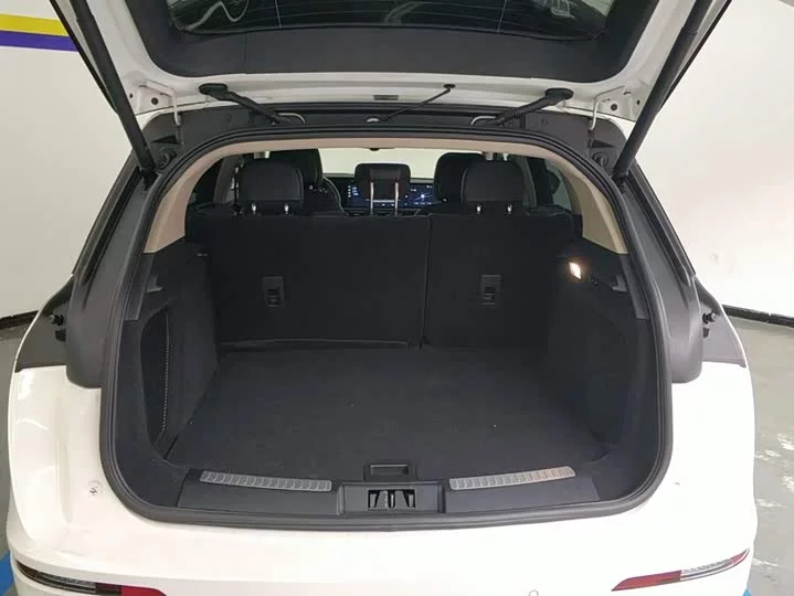 Lincoln adventurer