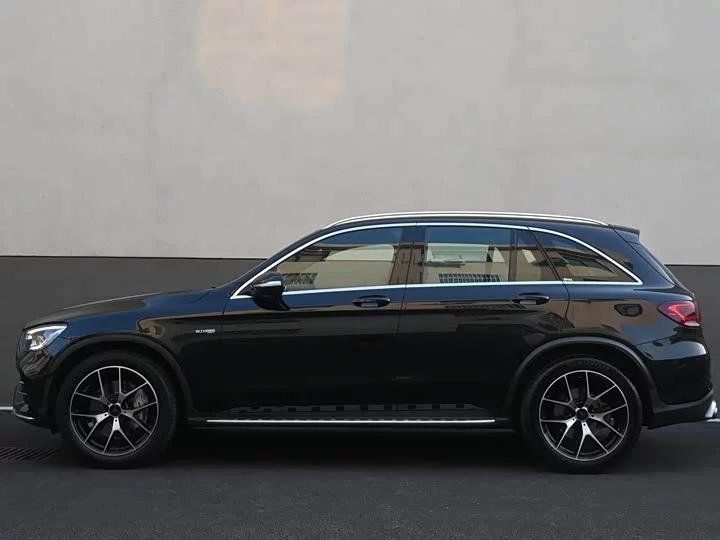Mercedes-Benz GLC AMG