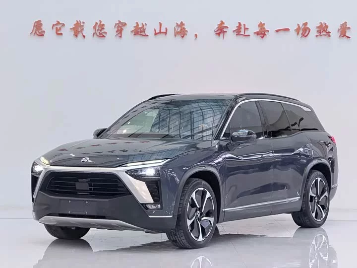 NIO ES8